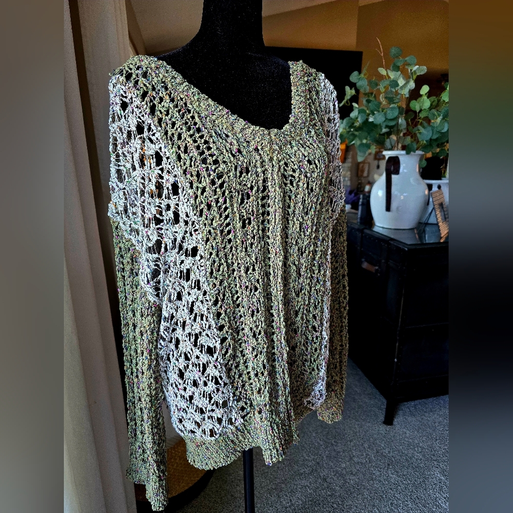 P O L - Green and White Knit Sweater Small